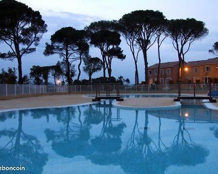 Maison Climatisee Avec Piscine Chauffee Calvisson Buitenkant foto
