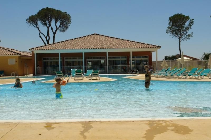 Maison Climatisee Avec Piscine Chauffee Calvisson Buitenkant foto